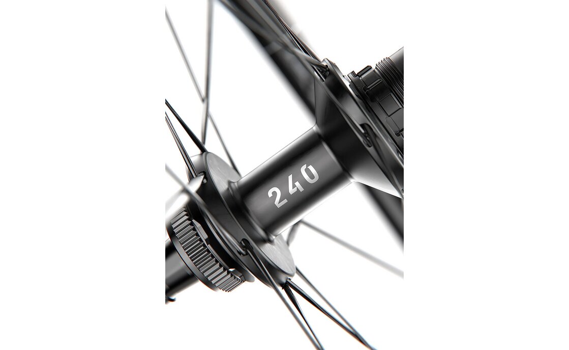 DT Swiss GRC1400 Dicut 50 DB 28″ – Carbon Hinterrad, Shimano ROAD