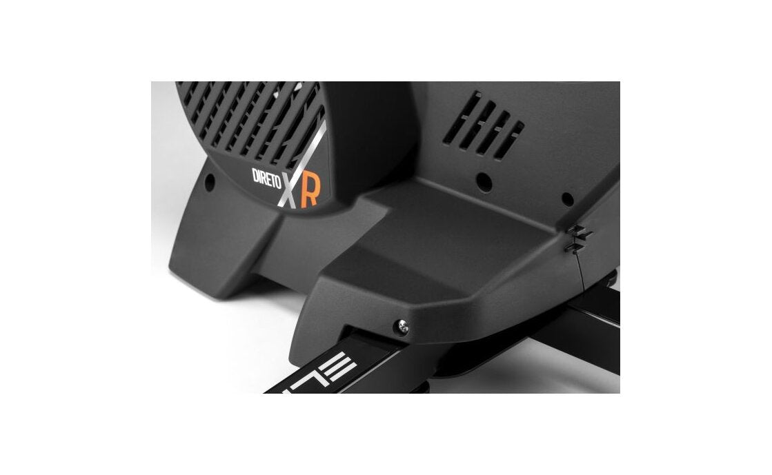 Elite Direto XR W Rollentrainer mit Zwift Cog und Click