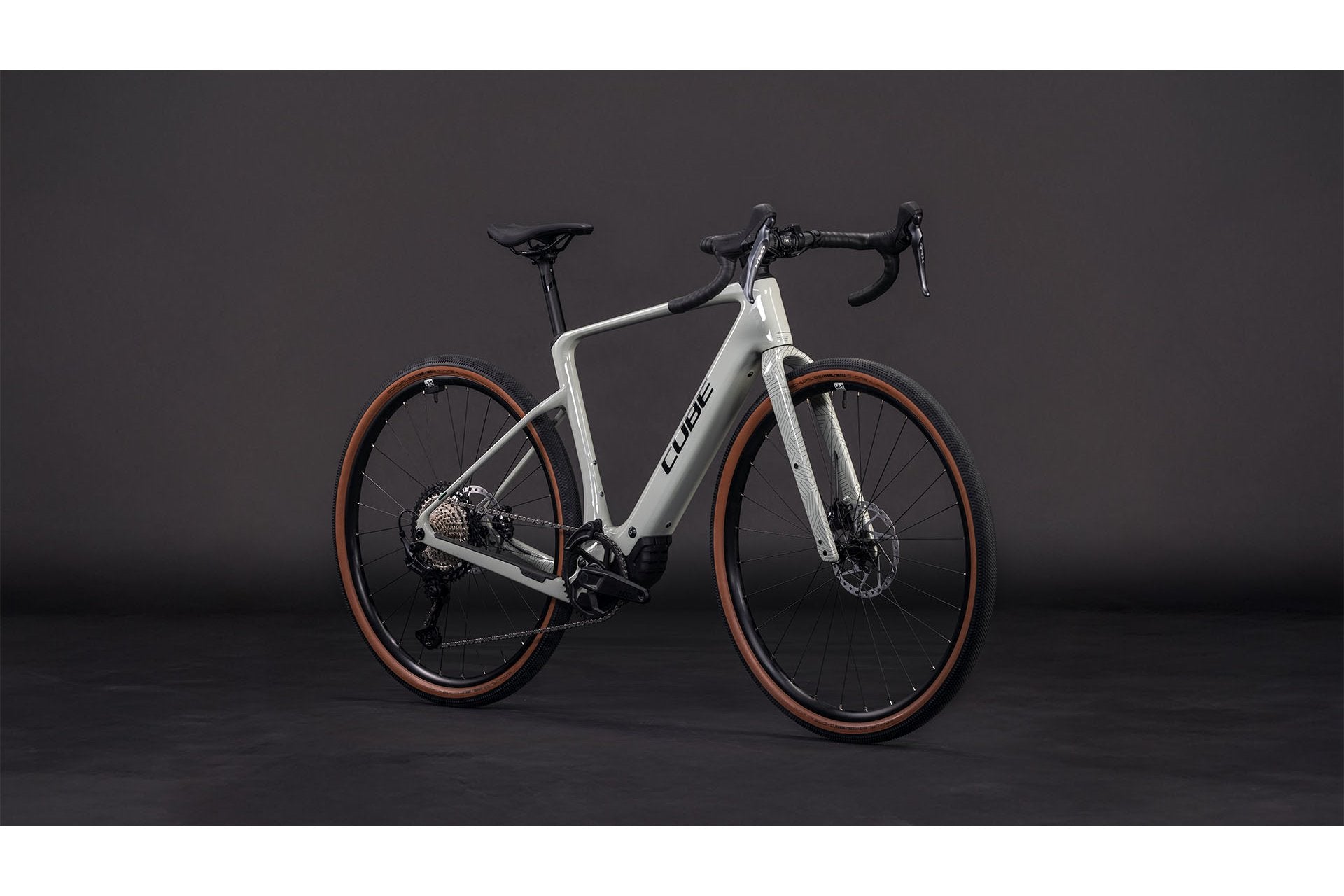 Cube Nuroad Hybrid C:62 Race 400X - 400 Wh - 28 Zoll - Diamant - 2026