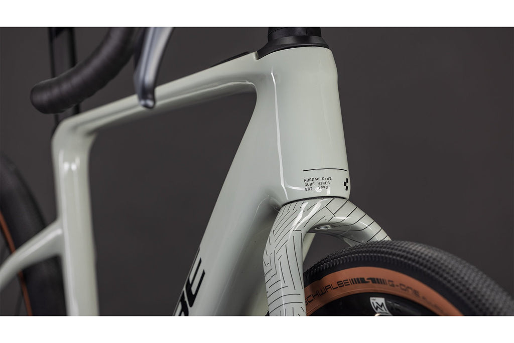 Cube Nuroad Hybrid C:62 Race 400X - 400 Wh - 28 Zoll - Diamant - 2026